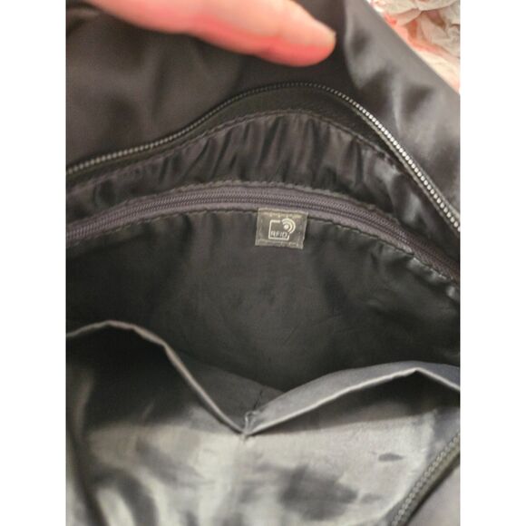 Hedgren Fate Crossover Bag with RFID Protection - Picture 6 of 8